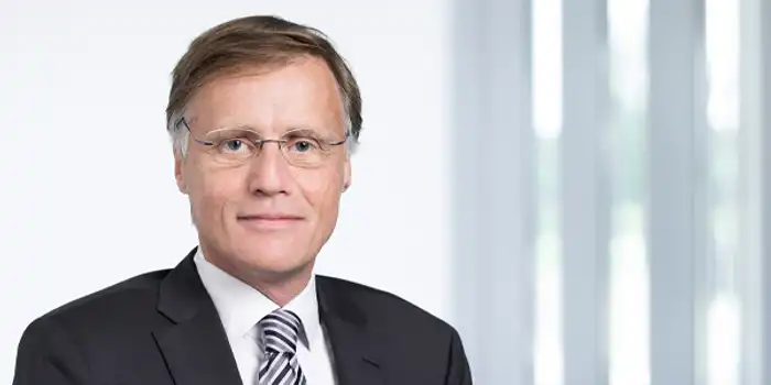 Jochen-Hanebeck-portrait