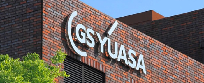 logo-on-building