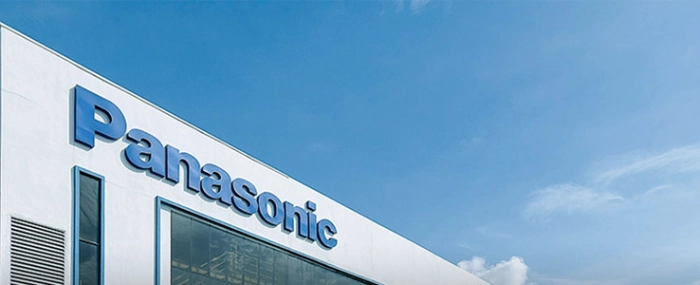 logo-on-building
