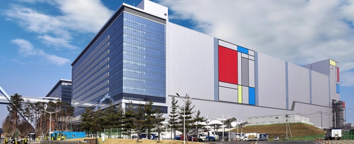 EUV-Line-in-Hwaseong
