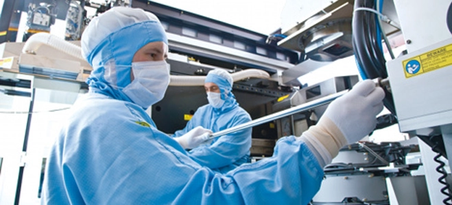cleanroom1-l