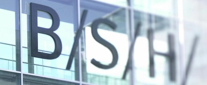 logo-on-building738