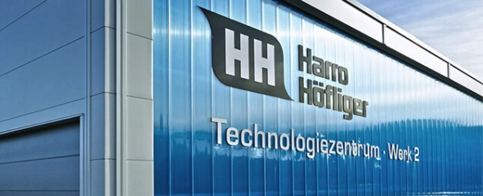 logo-on-building
