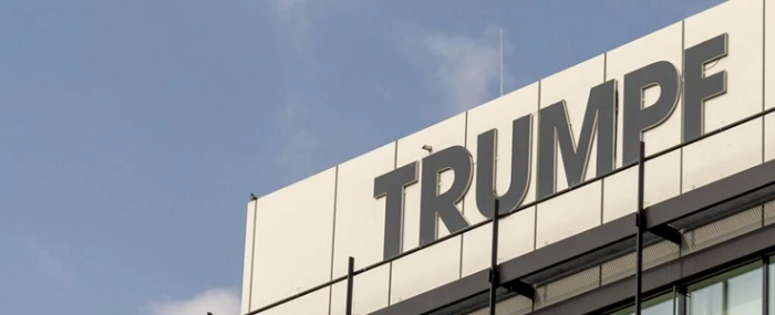 logo-on-building