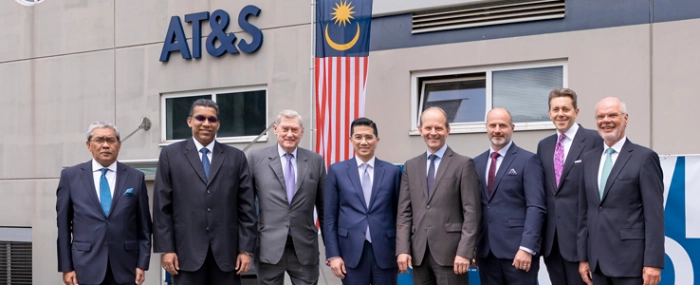 Malaysian-minister-of-economy-visit-hq