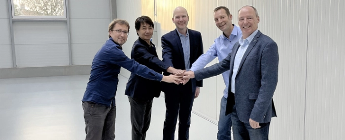 invests-smt-line