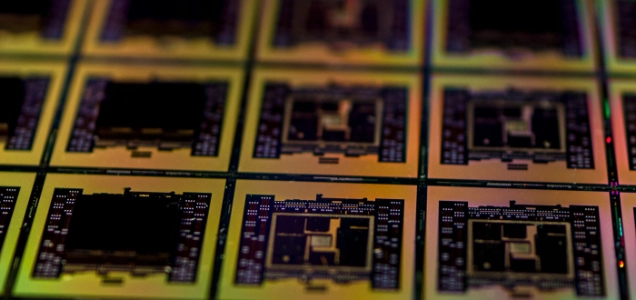 Unsplash-silicon-wafer-semiconductor-chip-structures