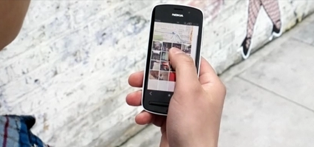 808-pureview-smartphone