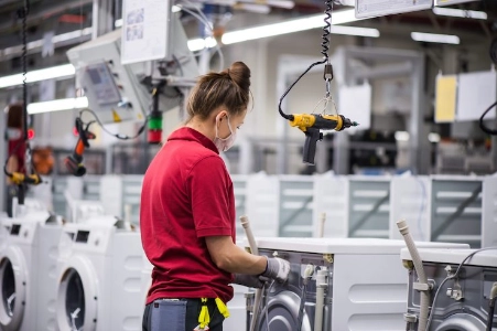 factory_line-Ksawerow