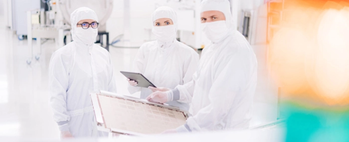 cleanroom-production-IC-substrates