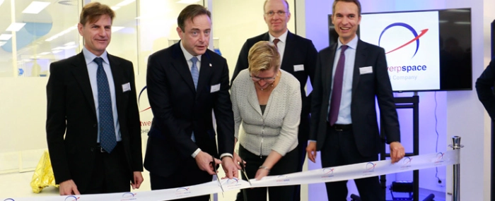 Antwerp-Space-cleanroom