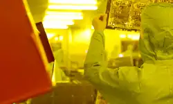 worker-holding-board