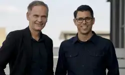 Oliver-Blume-CEO-VW-RJ-Scaringe-CEO-Rivian