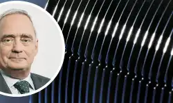 300mm-wafer-Christoph-von-Plotho-CEO