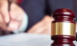 court_hammer_lawyer