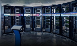 Dresden-Super-Computer