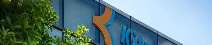 logo-on-building