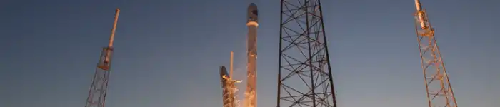 Liftoff-Falcon-9