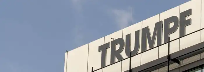 logo-on-building