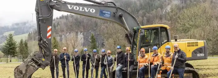 groud-breaking-ceremony-switzerland-warehouse-17-04-17