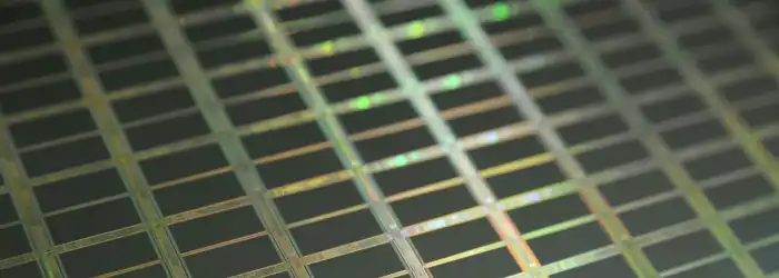 Unsplash-silicon-wafer-semiconductor-chip-pattern