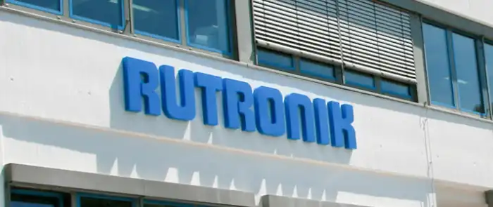 logo-on-building
