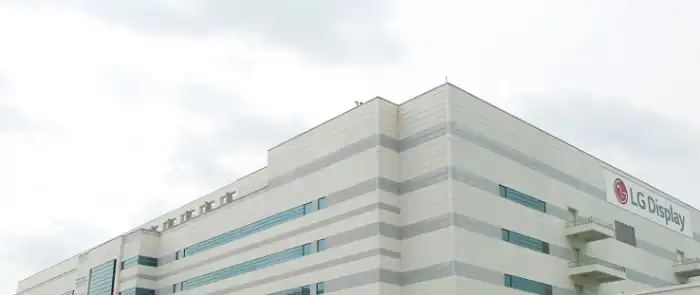 OLED-Light-Panel-Gen-5-Plant