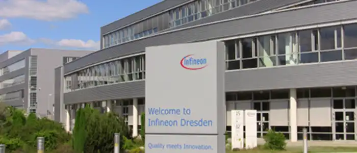 dresden-entrance