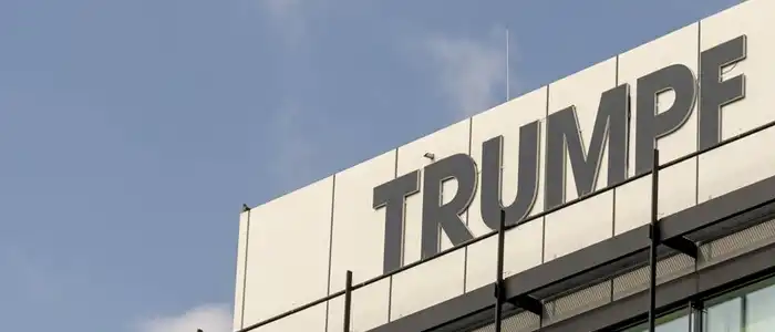 logo-on-building